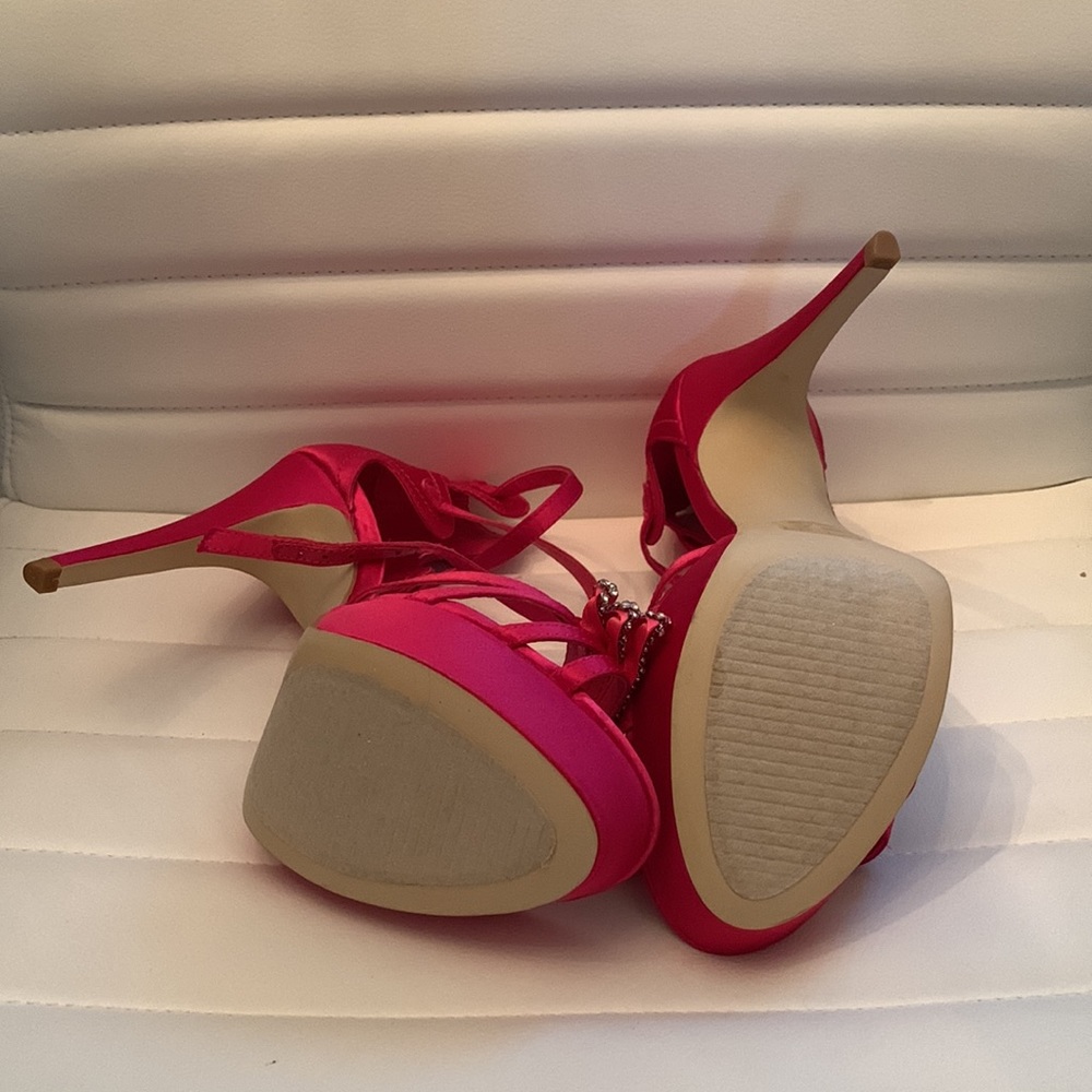 Bebe Rhinestone bow heels - Picture 6 of 6
